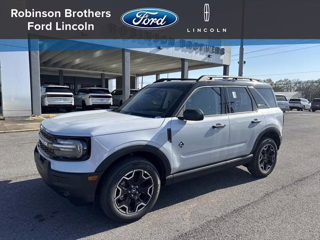 2026 White Ford Bronco Sport Outer Banks 4X4 SUV