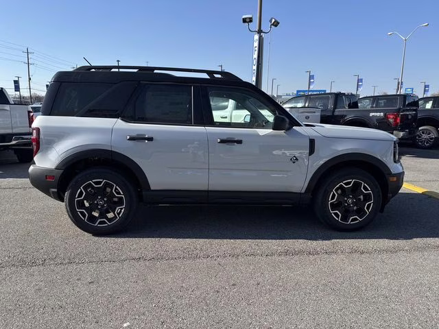 2026 White Ford Bronco Sport Outer Banks 4X4 SUV