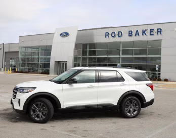 2026 Star White Metallic Tri-Coat Ford Explorer Active w/200A Pkg 4X4 SUV