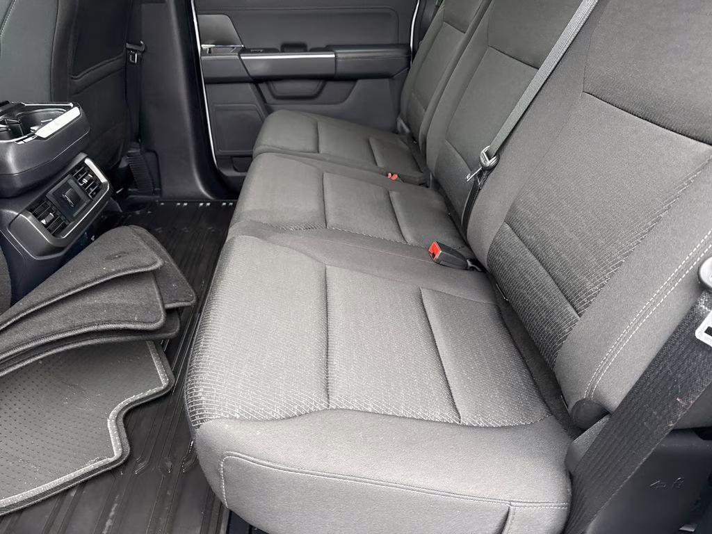 2024 Oxford White Ford F-150 XLT 4X4 Truck