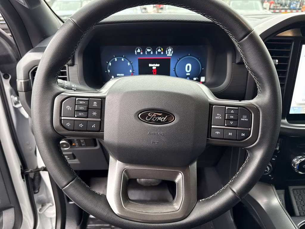 2024 Oxford White Ford F-150 XLT 4X4 Truck