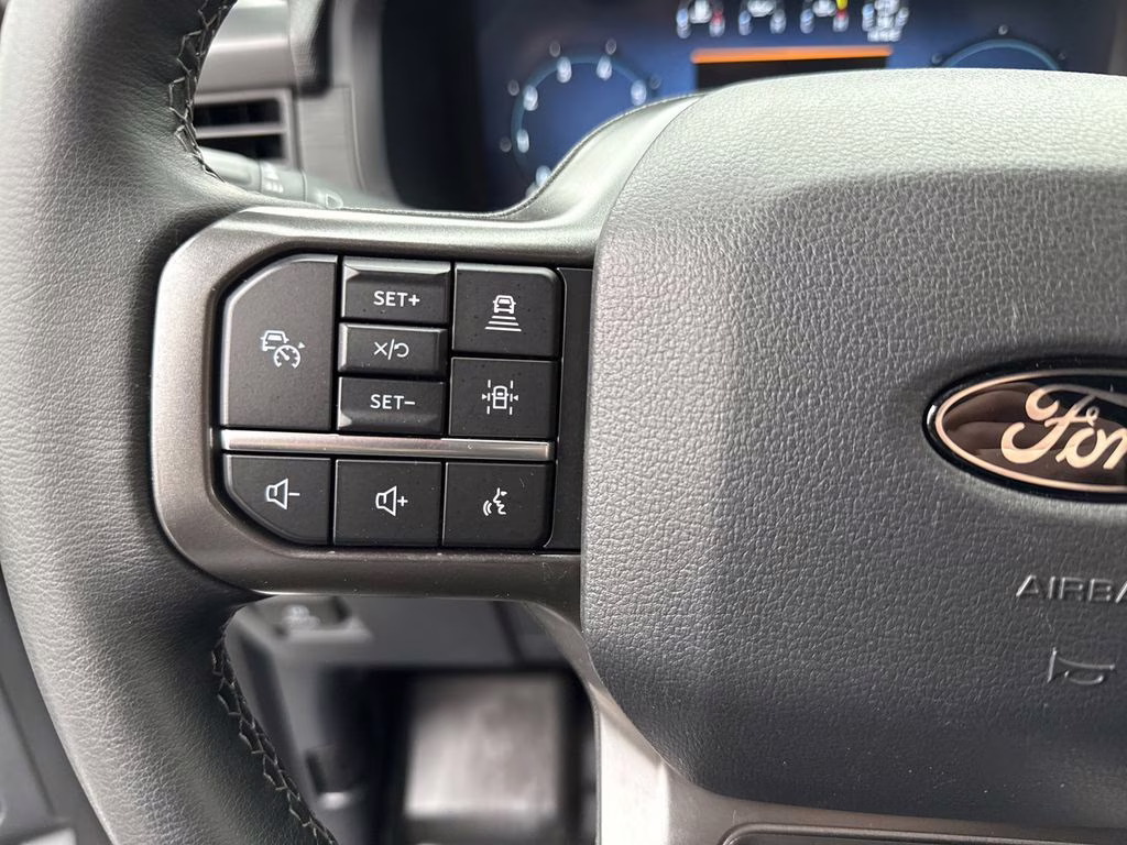 2024 Oxford White Ford F-150 XLT 4X4 Truck