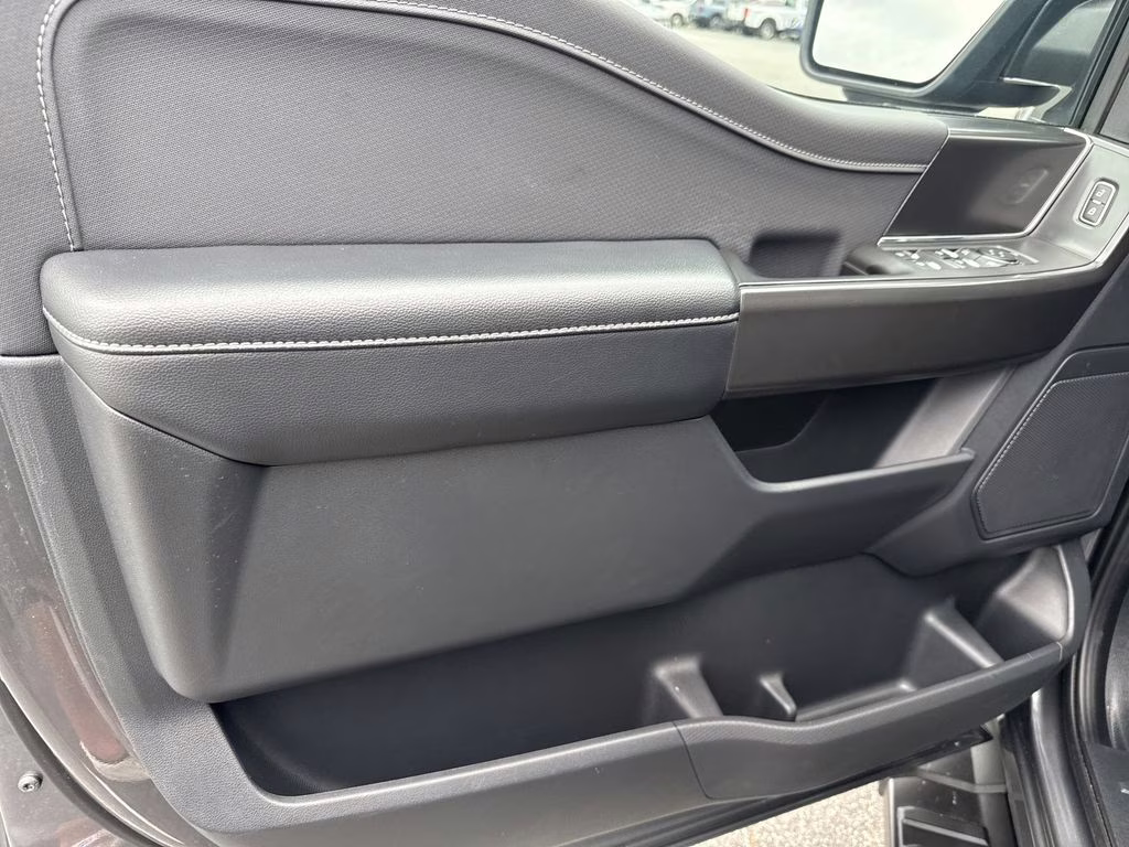 2024 Carbonized Gray Metallic Ford F-150 XLT 4X4 Truck