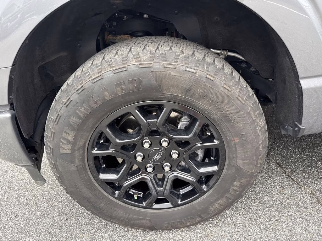 2024 Carbonized Gray Metallic Ford F-150 XLT 4X4 Truck