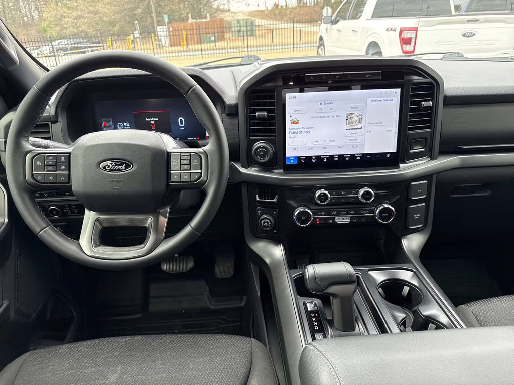 2024 Agate Black Metallic Ford F-150 XLT 4X4 Truck