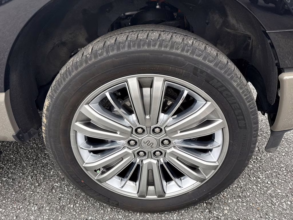 2025 Agate Black Metallic Ford F-150 King Ranch 4X4 Truck