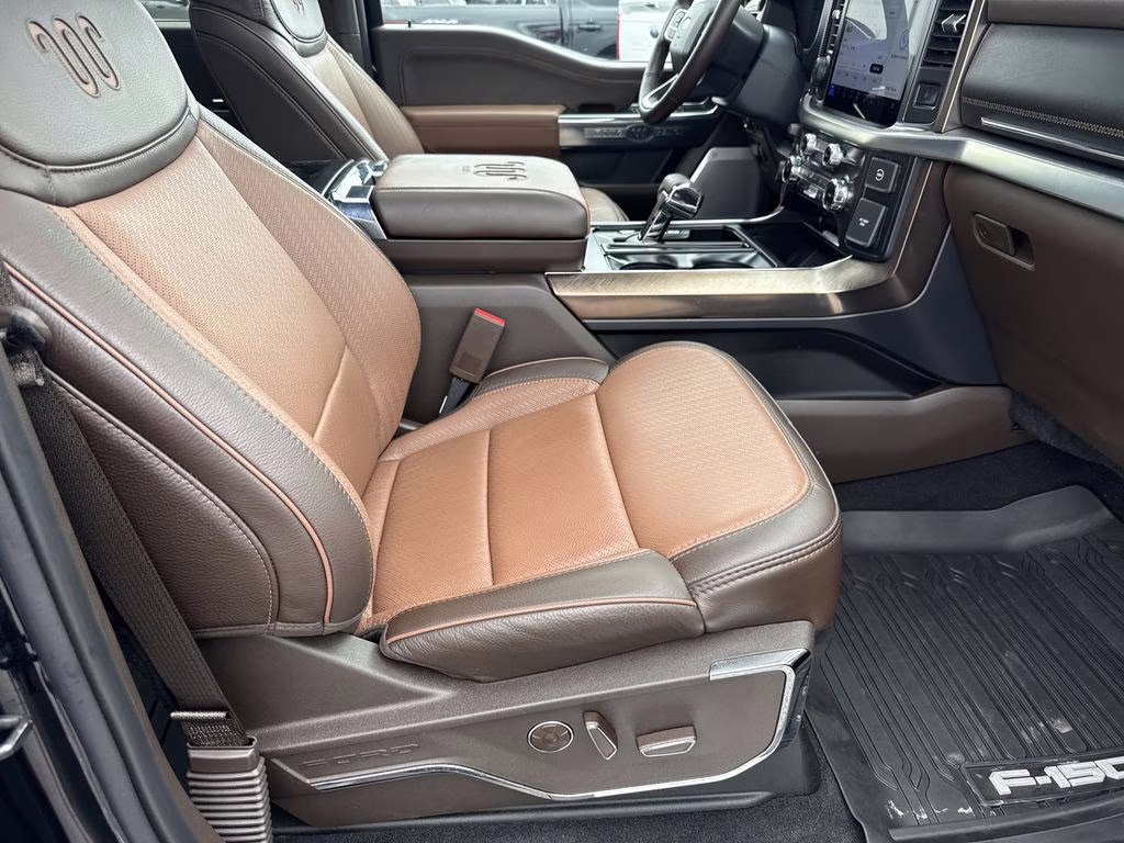 2025 Agate Black Metallic Ford F-150 King Ranch 4X4 Truck