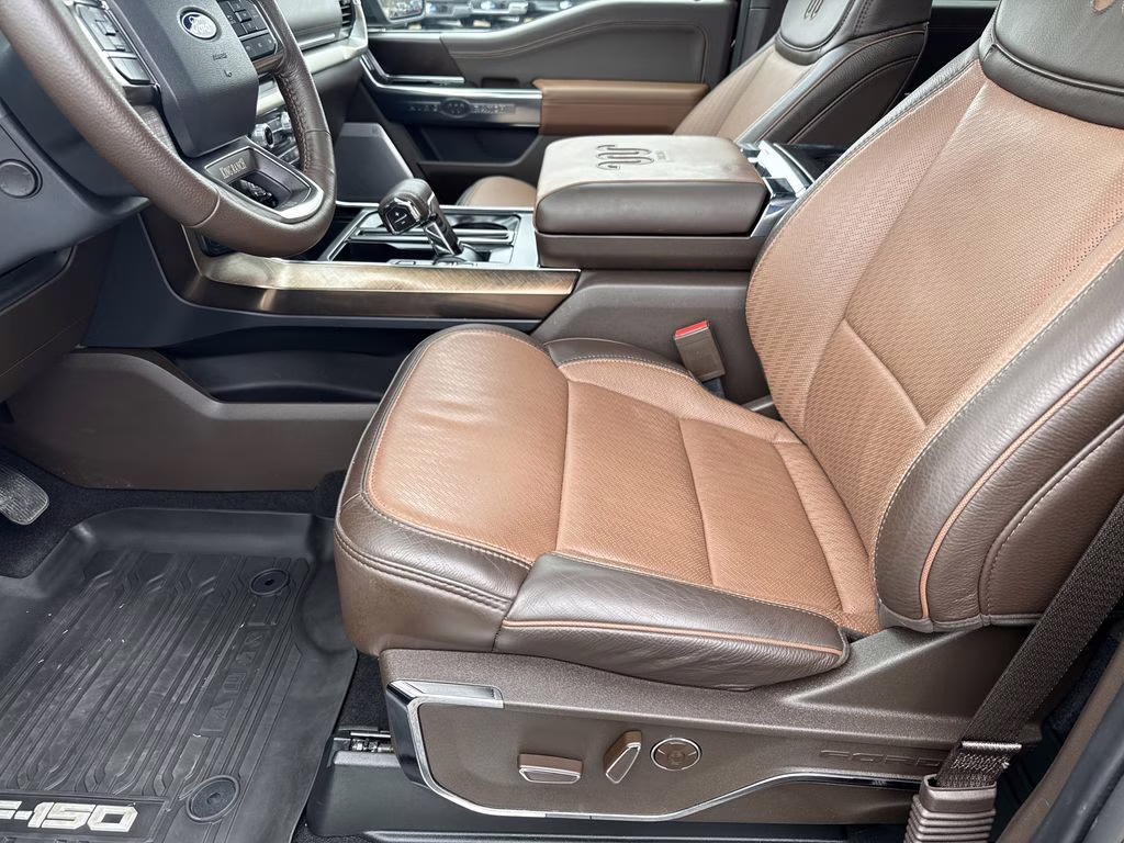 2025 Agate Black Metallic Ford F-150 King Ranch 4X4 Truck