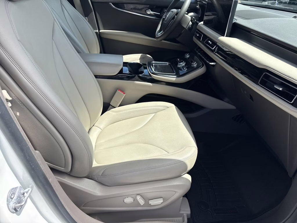 2022 Pristine White Metallic Tri-Coat Lincoln Nautilus Standard FWD SUV