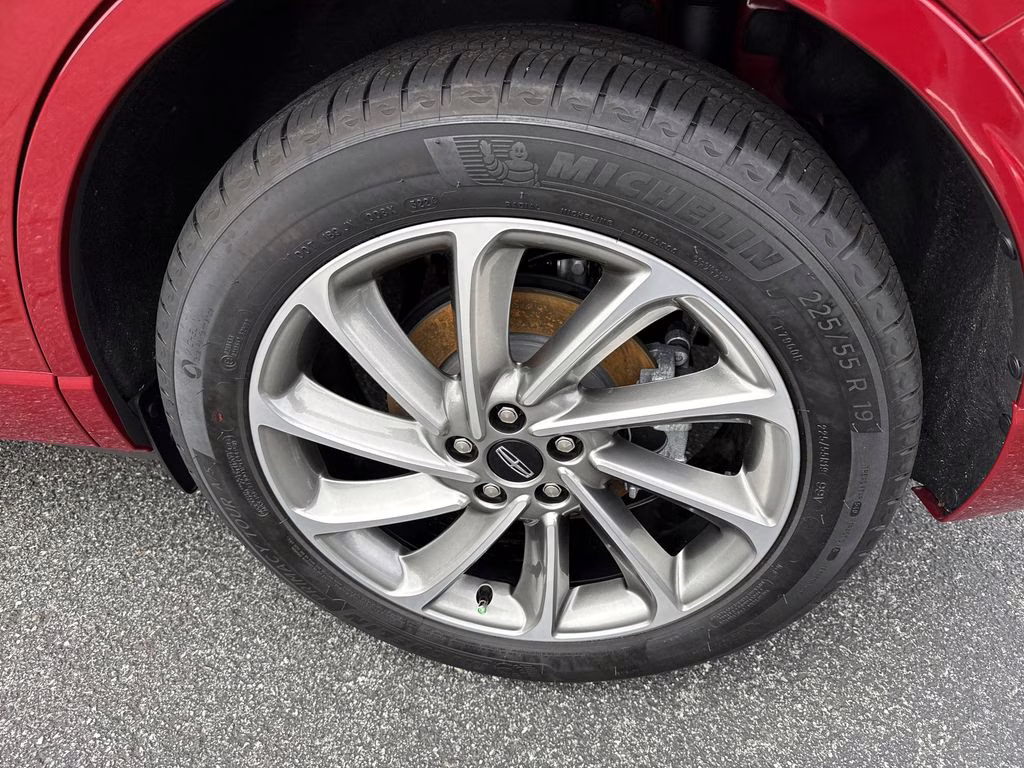 2025 Red Carpet Metallic Tinted Clearcoat Lincoln Corsair Plug-In Hybrid Grand Touring AWD SUV