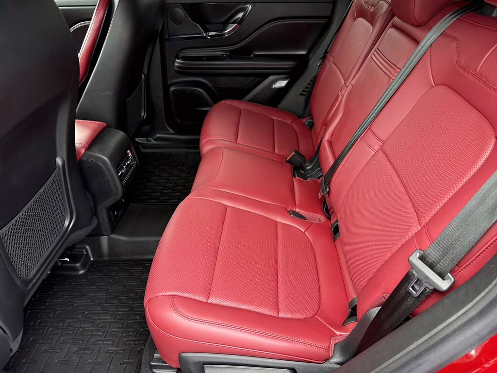 2025 Red Carpet Metallic Tinted Clearcoat Lincoln Corsair Plug-In Hybrid Grand Touring AWD SUV