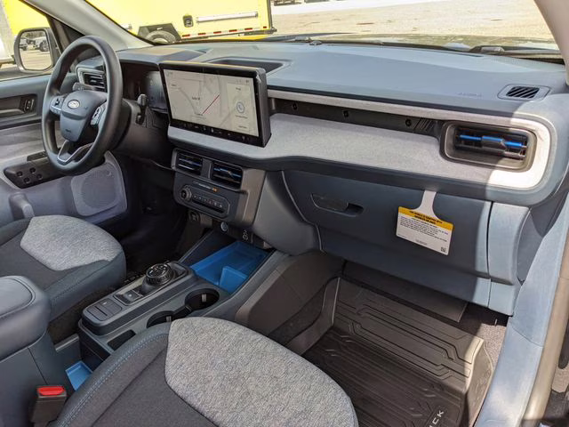 2026 Shadow Black Ford Maverick XLT FWD Truck