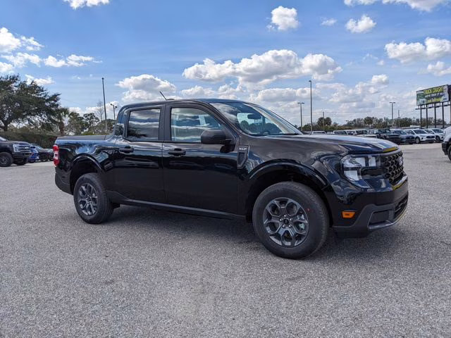 2026 Shadow Black Ford Maverick XLT FWD Truck