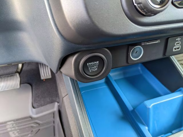 2026 Shadow Black Ford Maverick XLT FWD Truck