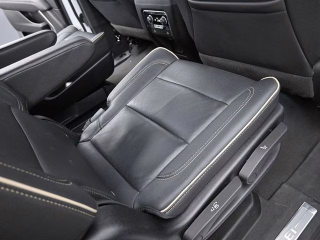 2023 Summit White Chevrolet Suburban Premier RWD SUV