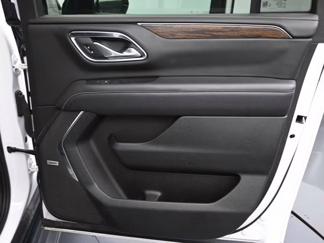 2023 Summit White Chevrolet Suburban Premier RWD SUV