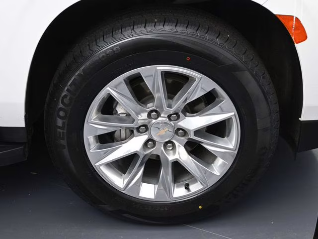 2023 Summit White Chevrolet Suburban Premier RWD SUV