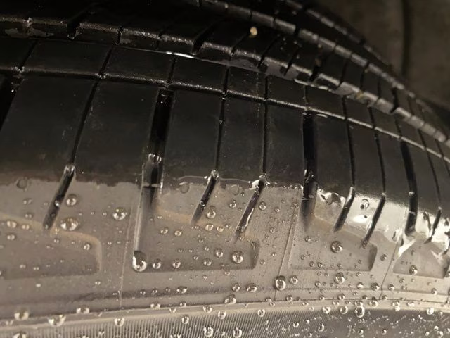 2023 Iron Gray Metallic Chevrolet Equinox LT FWD SUV