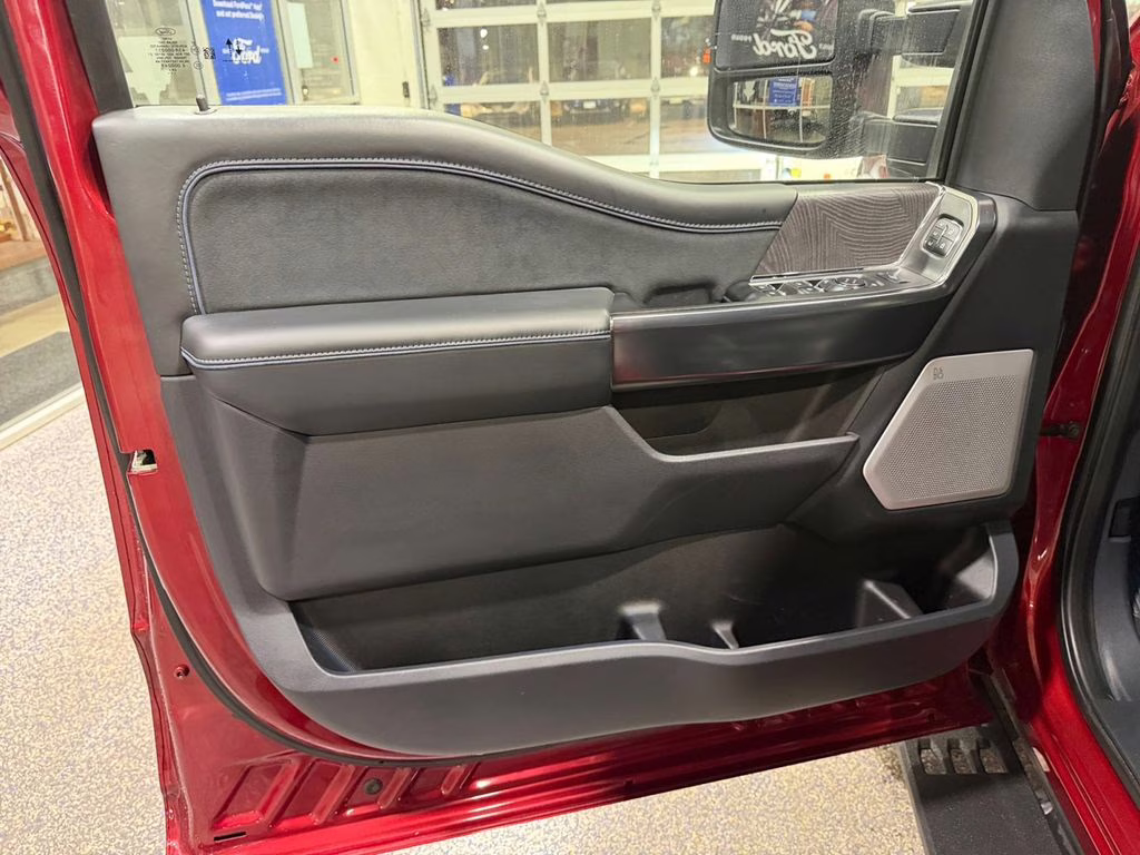 2025 Ruby Red Metallic Ford Super Duty F-250 SRW Platinum w/Tremor Off Road & 5th Wheel Prep 4X4 Truck