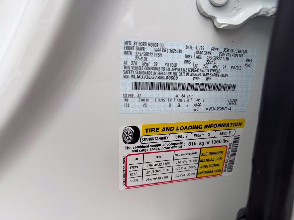 2025 White Metallic Lincoln Navigator L Reserve w/Heavy Duty Tow Pkg 4X4 SUV