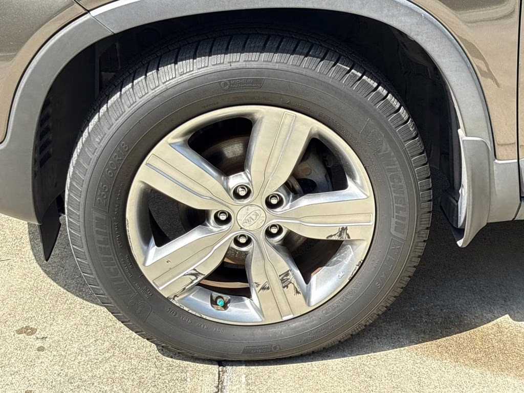 2013 Metal Bronze Kia Sorento EX FWD SUV