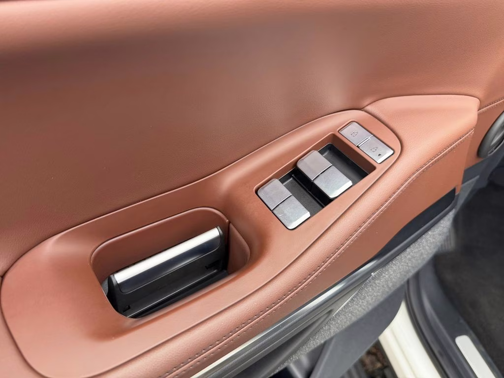 2025 White Metallic Lincoln Navigator L Reserve w/Heavy Duty Tow Pkg 4X4 SUV