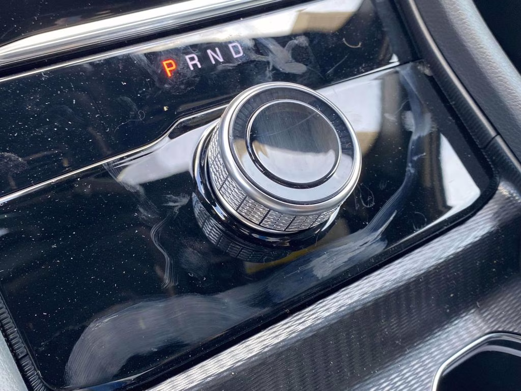 2026 Diamond Black Crystal Pearlcoat Jeep Grand Cherokee Limited RWD SUV