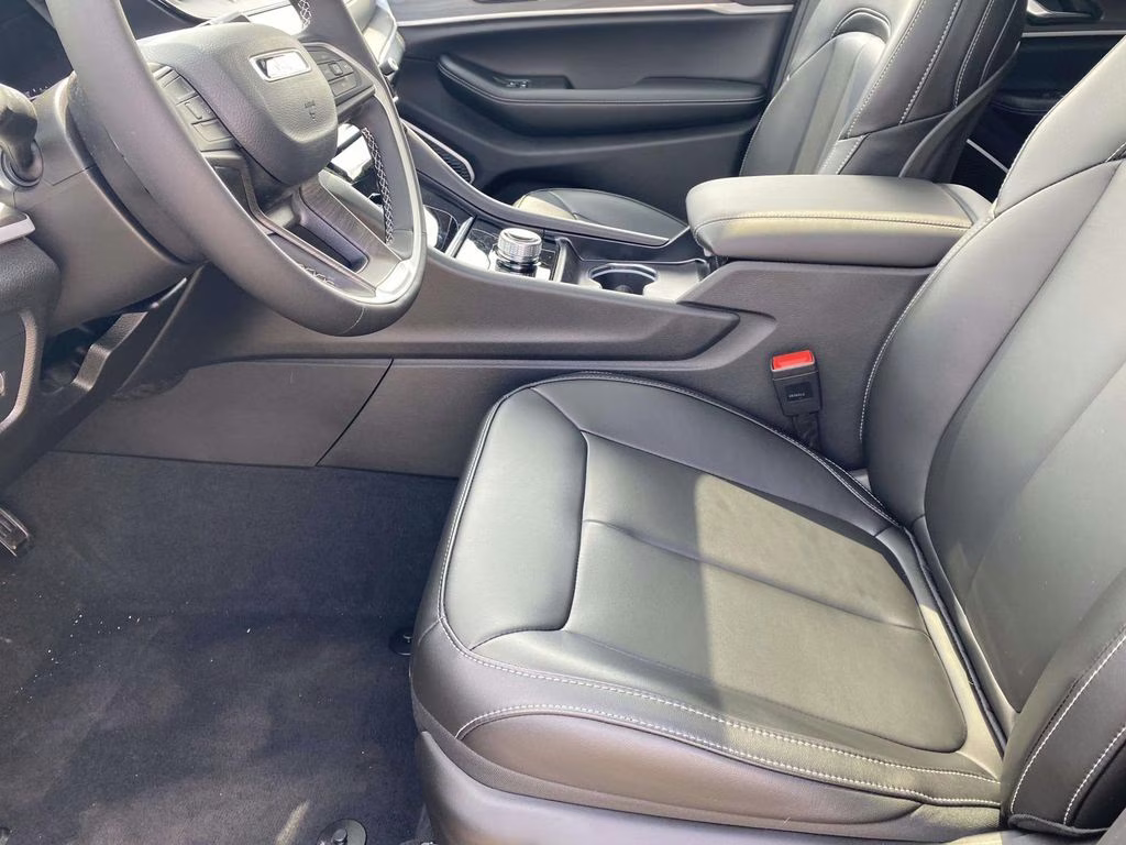 2026 Silver Zynith Jeep Grand Cherokee Limited RWD SUV