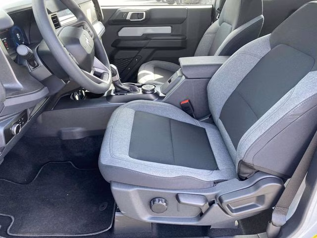 2026 Avalanche Ford Bronco Base 4X4 SUV