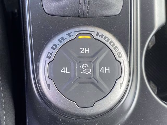 2026 Avalanche Ford Bronco Base 4X4 SUV