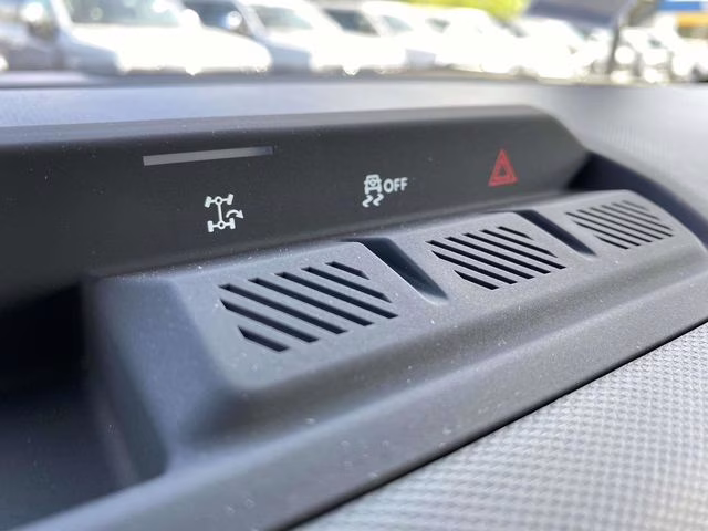 2026 Avalanche Ford Bronco Base 4X4 SUV