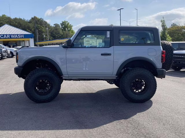 2026 Avalanche Ford Bronco Base 4X4 SUV