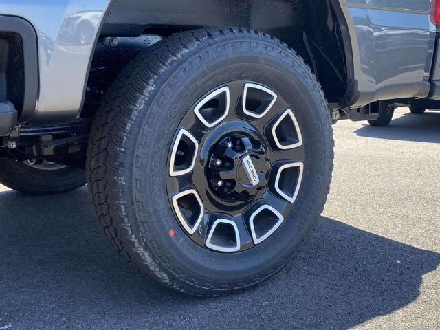 2026 Gray Ford Super Duty F-250 SRW Platinum 4X4 Truck