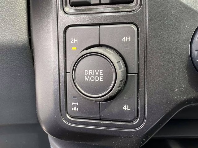 2026 Black Ford Super Duty F-250 SRW Platinum 4X4 Truck