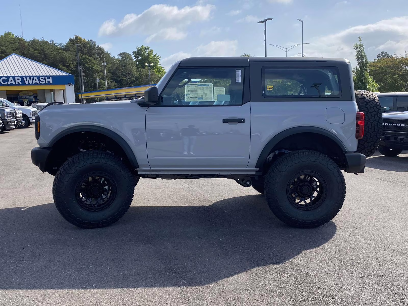 2026 Avalanche Ford Bronco Base 4X4 SUV
