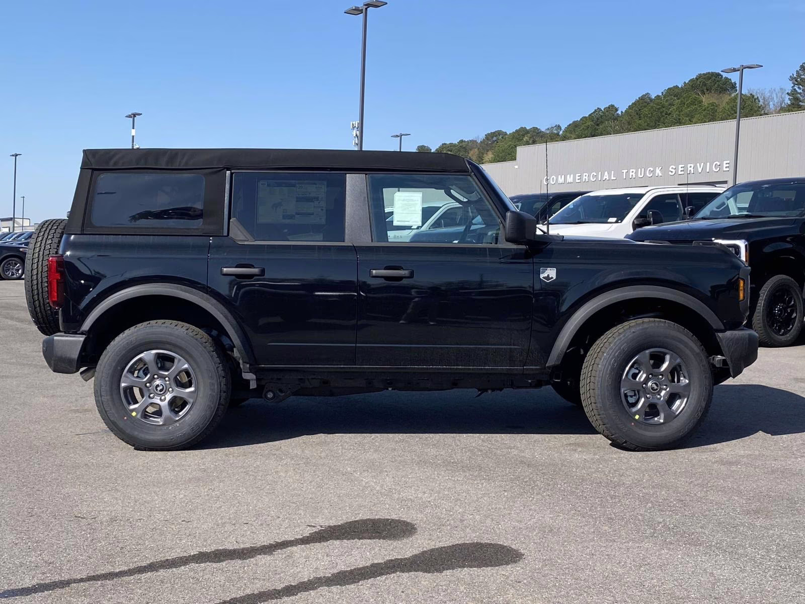 2026 Shadow Black Ford Bronco Big Bend 4X4 SUV