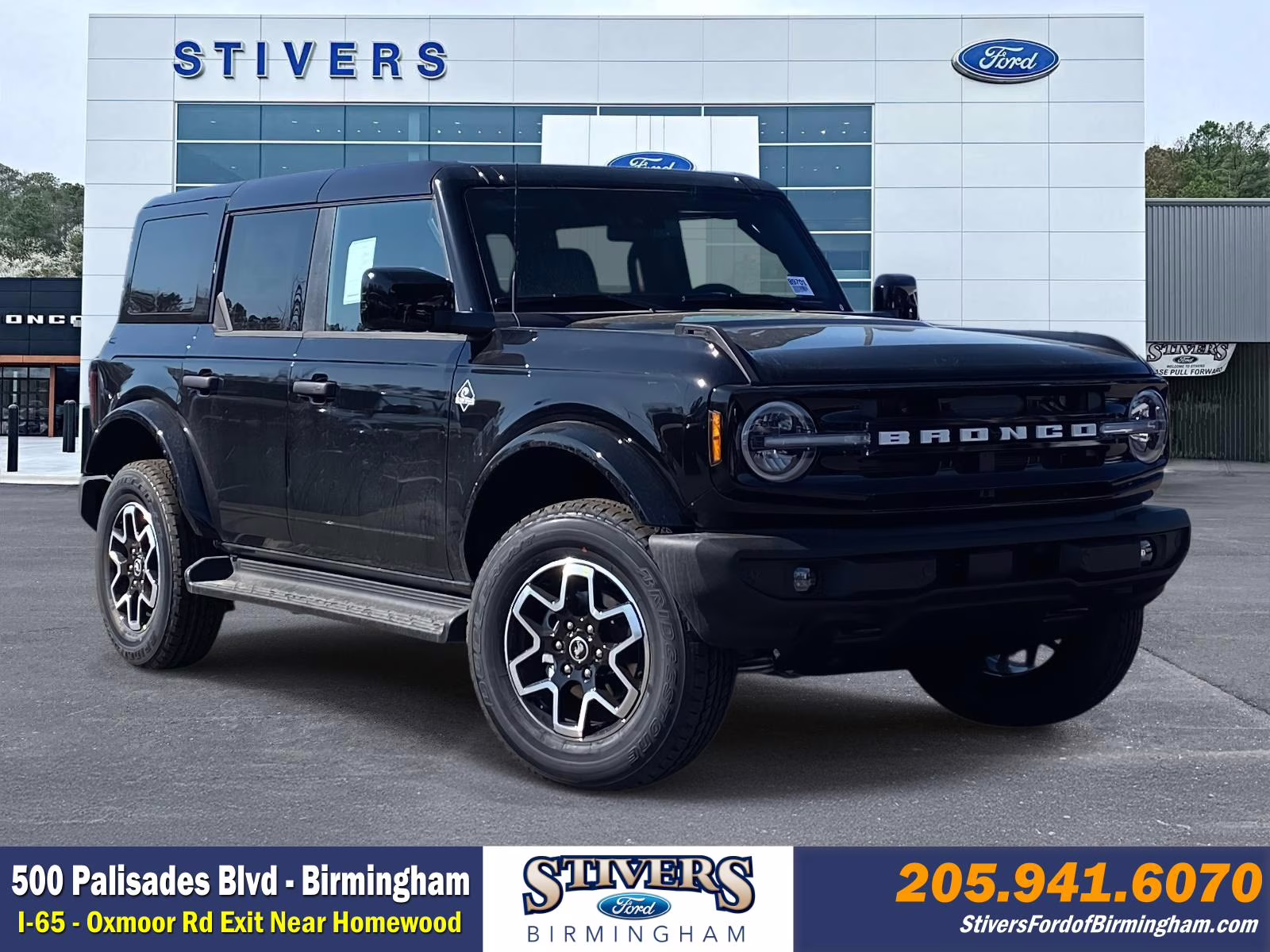 2026 Shadow Black Ford Bronco Outer Banks 4X4 SUV