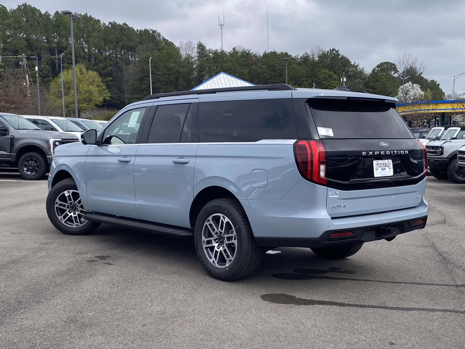 2026 Gray Metallic Ford Expedition Max Active RWD SUV