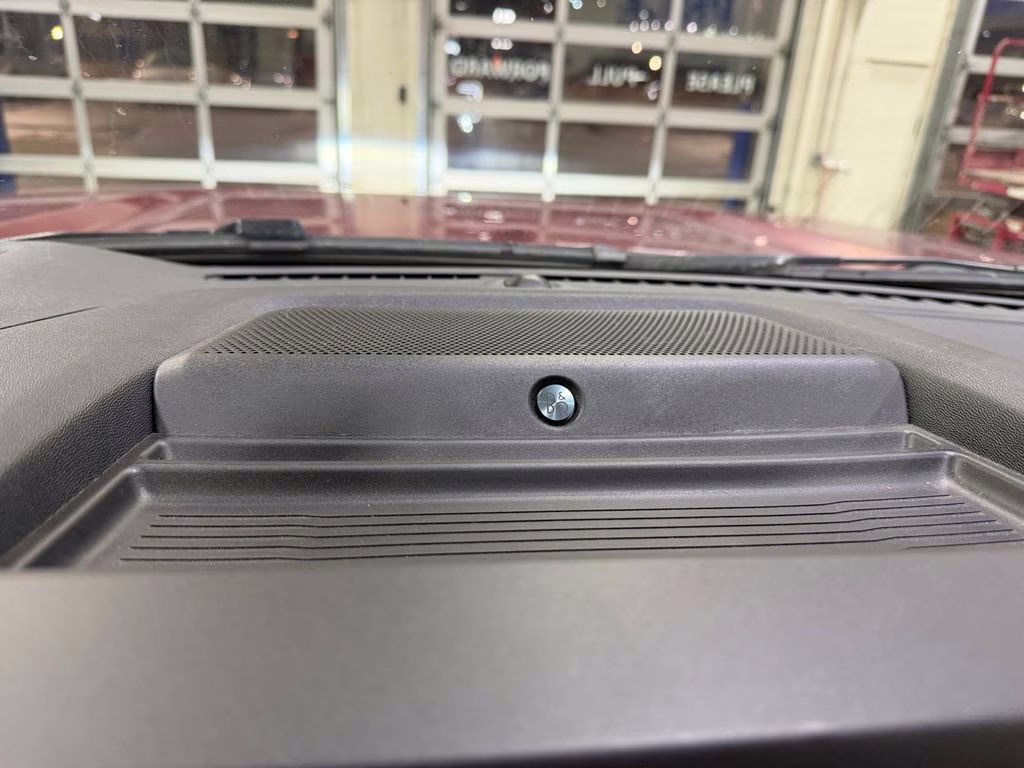 2025 Ruby Red Metallic Ford Super Duty F-250 SRW Platinum w/Tremor Off Road & 5th Wheel Prep 4X4 Truck