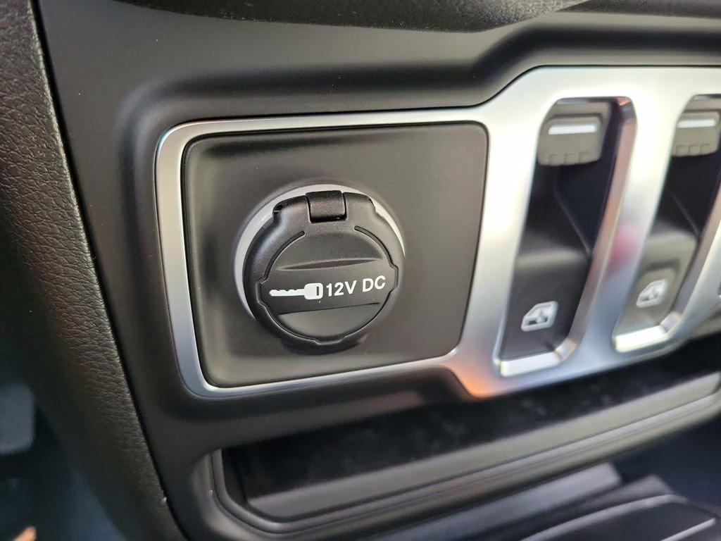 2026 Bright White Clearcoat Jeep Wrangler Sport 4X4 SUV