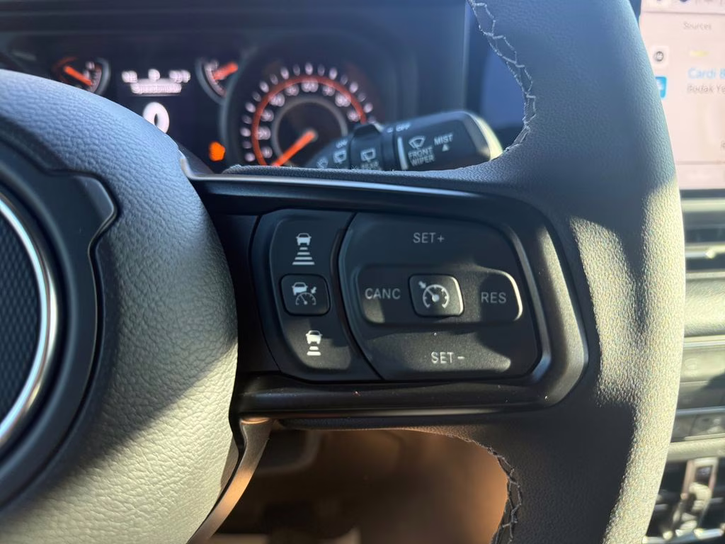 2026 Bright White Clearcoat Jeep Wrangler Willys 4X4 SUV