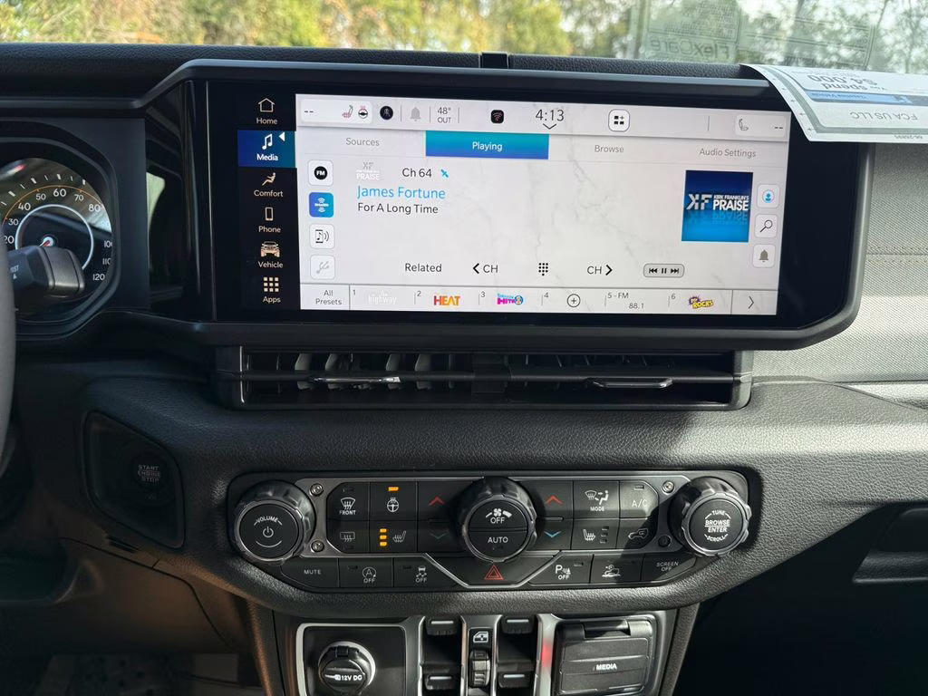 2026 Granite Crystal Metallic Clearcoat Jeep Wrangler Willys 4X4 SUV