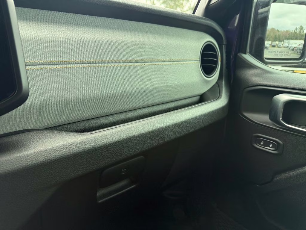 2026 reign Jeep Wrangler Willys 4X4 SUV