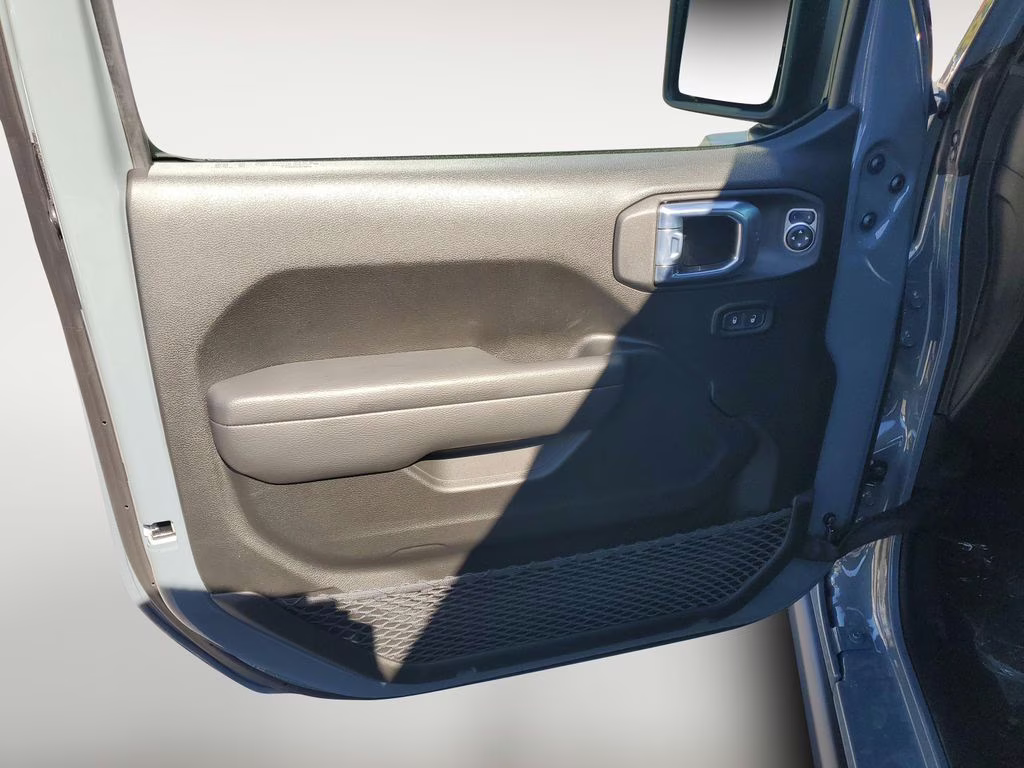 2026 Anvil Clear Coat Jeep Wrangler Willys 4X4 SUV