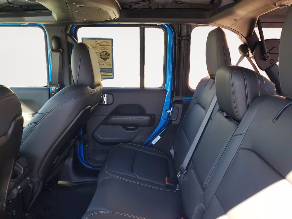 2025 Hydro Blue Pearl Coat Jeep Wrangler Sahara 4X4 SUV