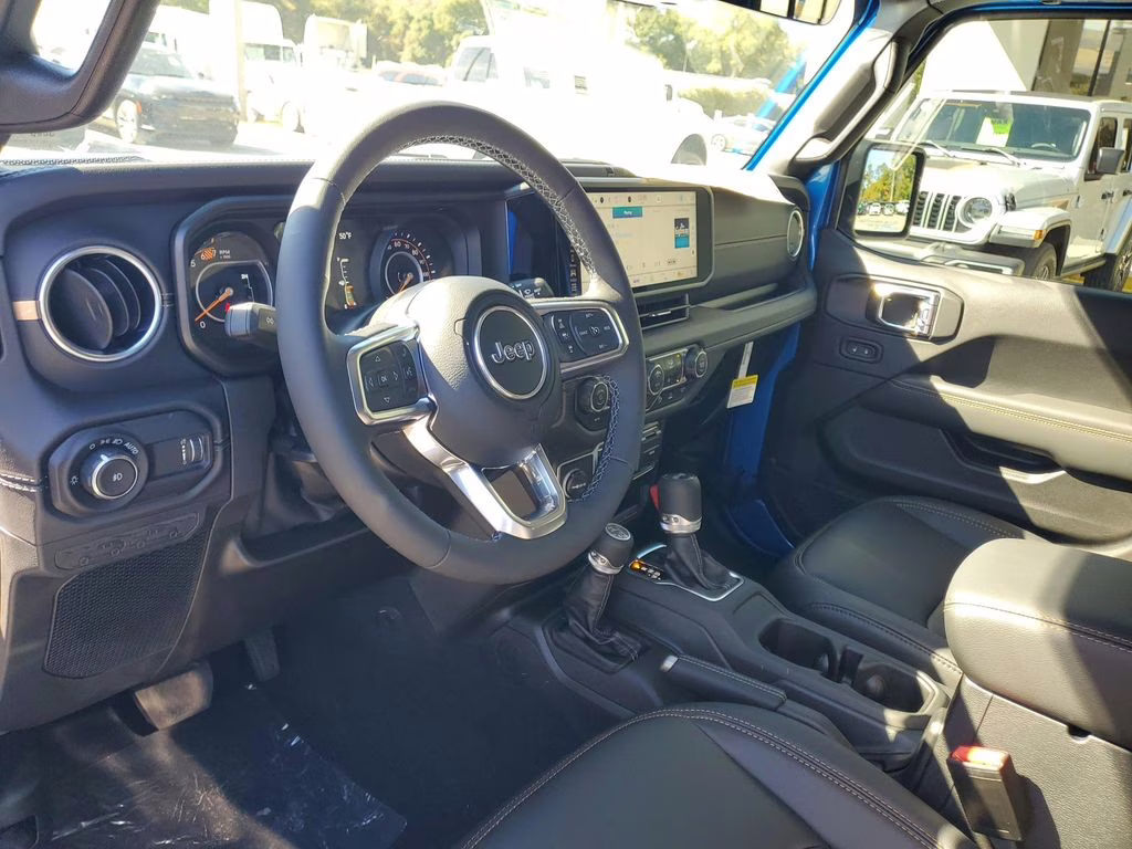 2025 Hydro Blue Pearl Coat Jeep Wrangler Sahara 4X4 SUV