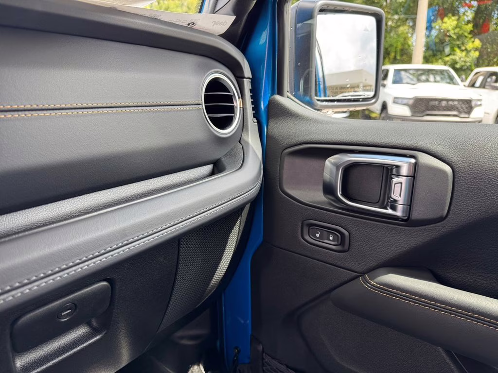 2025 Hydro Blue Pearl Coat Jeep Wrangler Sahara 4X4 SUV