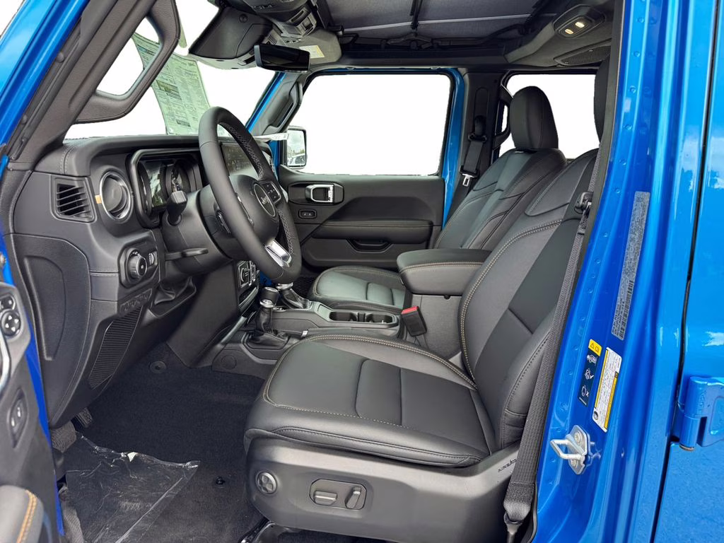 2025 Hydro Blue Pearl Coat Jeep Wrangler Sahara 4X4 SUV