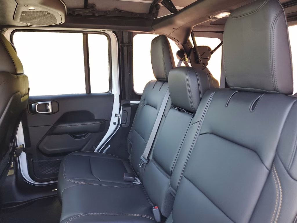 2025 Bright White Clearcoat Jeep Wrangler Sahara 4X4 SUV