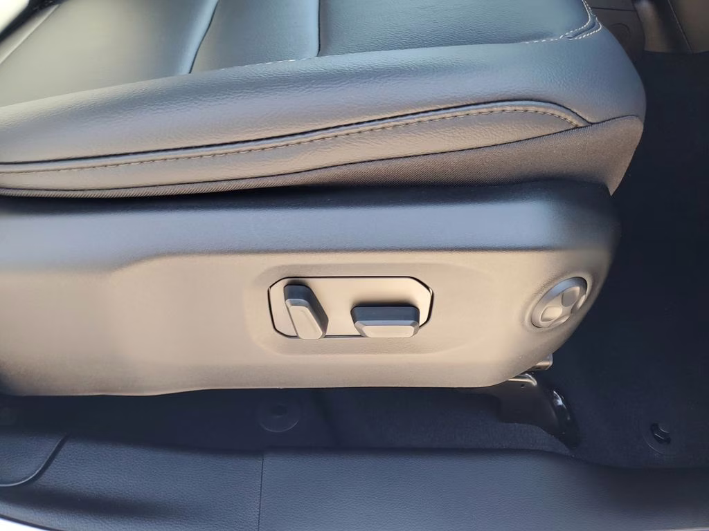 2025 Bright White Clearcoat Jeep Wrangler Sahara 4X4 SUV